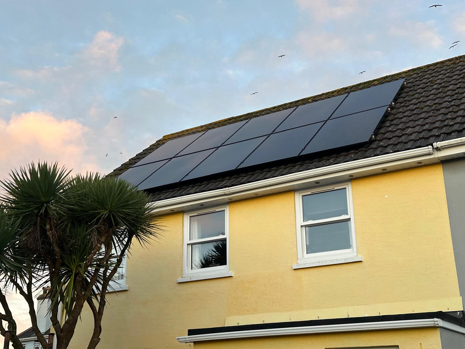 Solar PV & battery storage – image 2