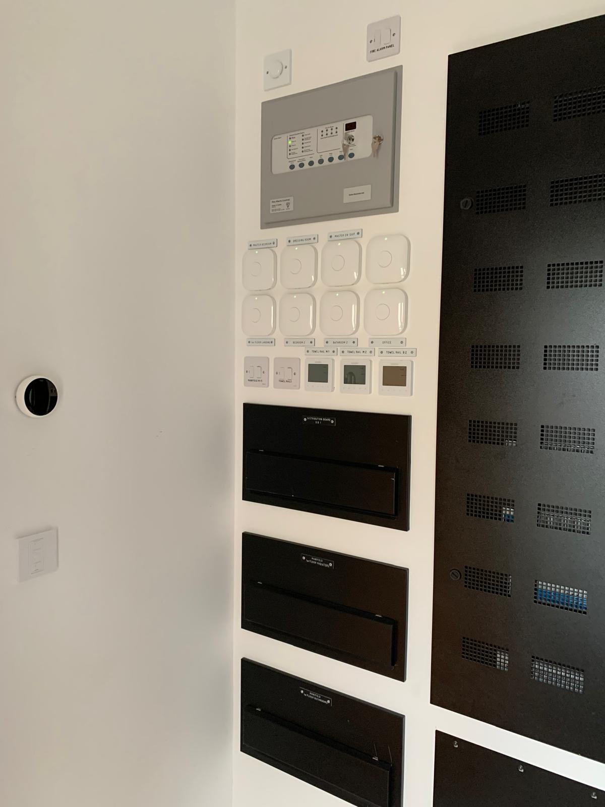 Lighting controls – image 3