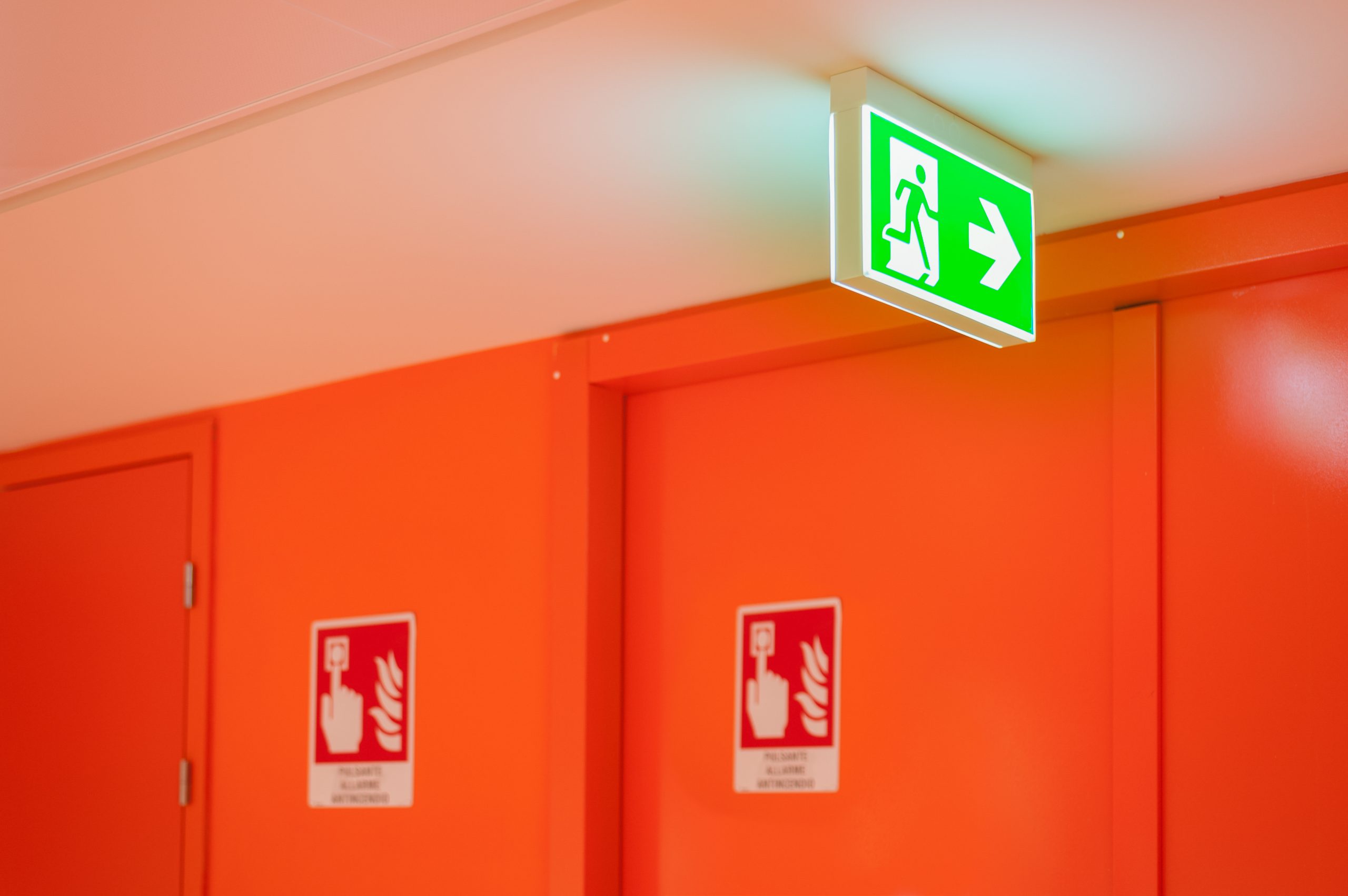 Emergency lighting – image 4