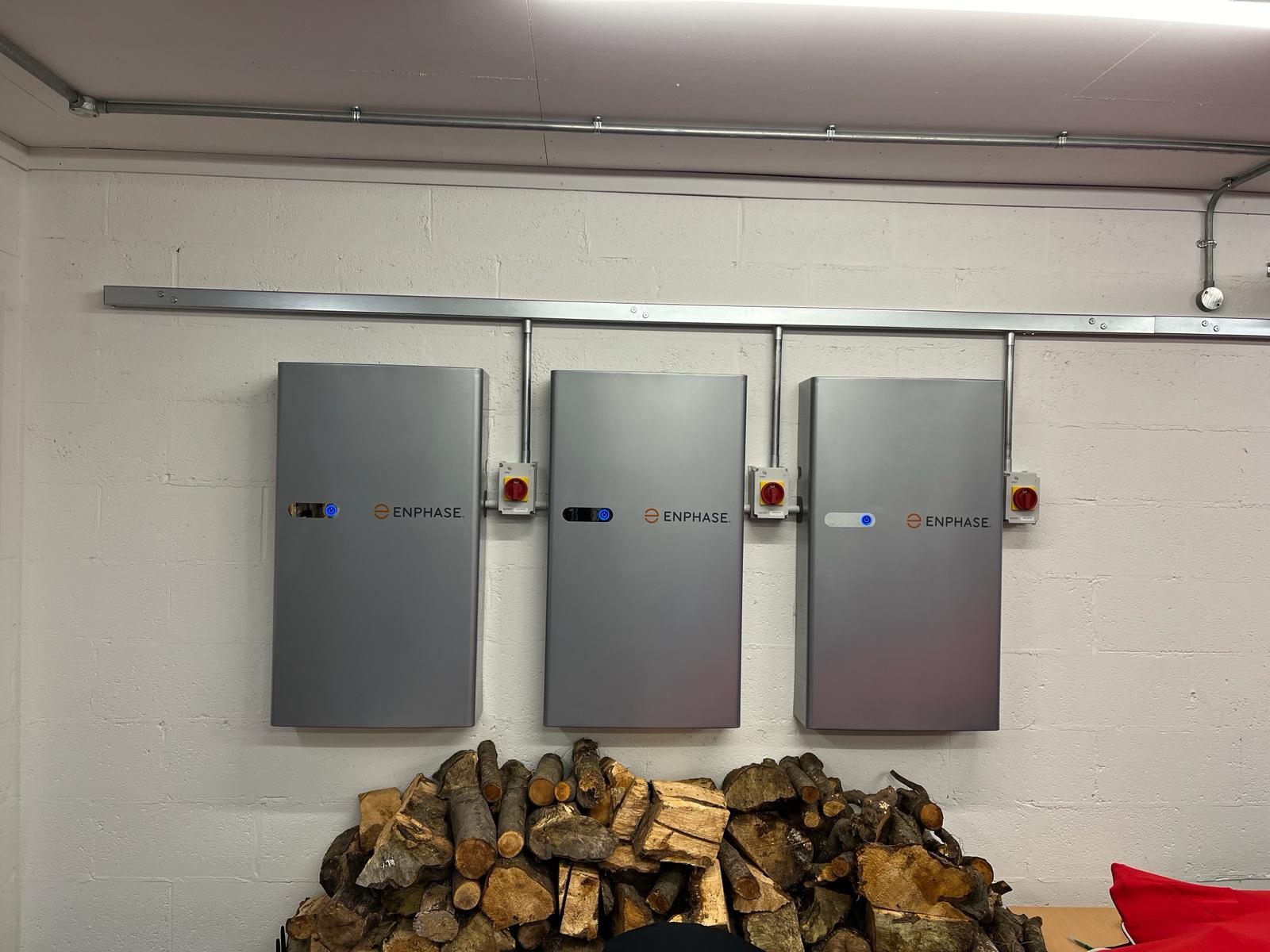 Solar PV & battery storage – image 5